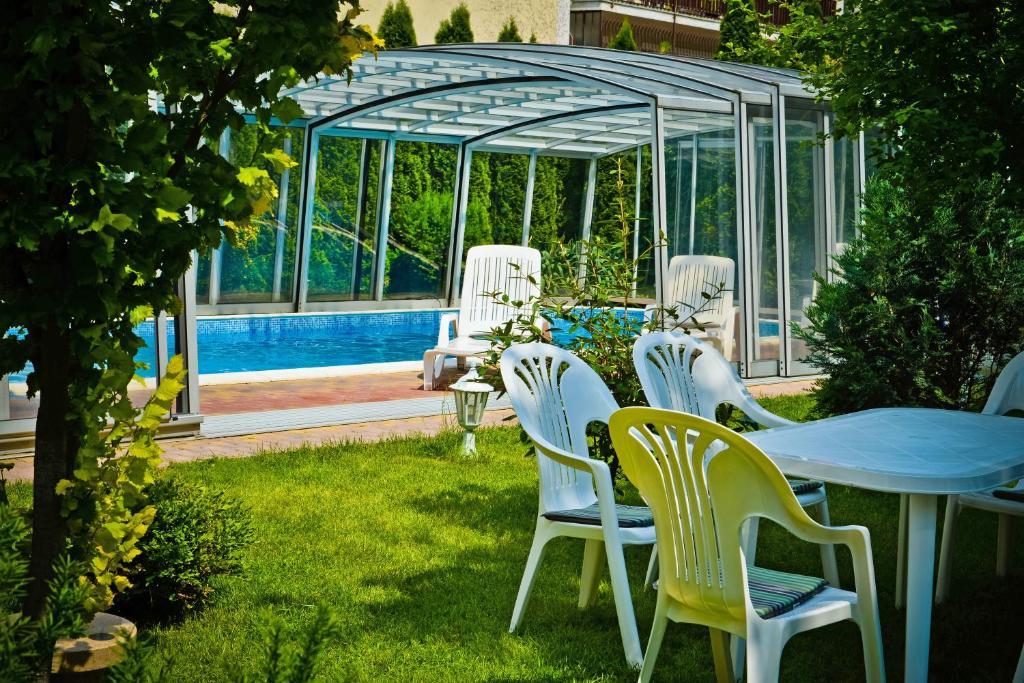 Bl Luxus Apartman Segedin Oda fotoğraf