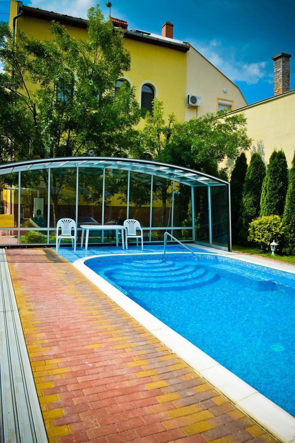 Bl Luxus Apartman Segedin Dış mekan fotoğraf